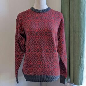 90s Mens Capricorn Knit Sweater Red Gray Geometric Pullover Small Retro